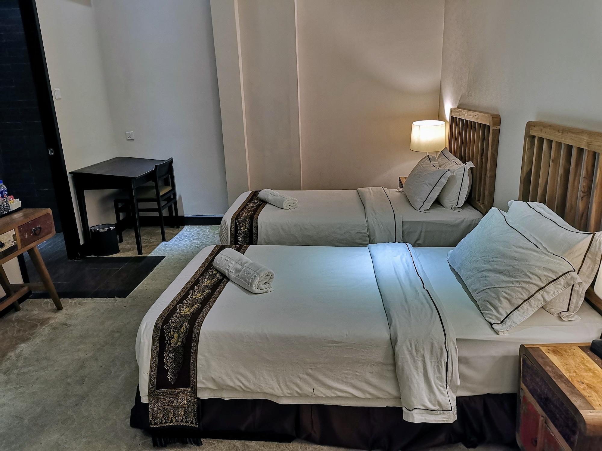 1825 Gallery Hotel Малакка Экстерьер фото