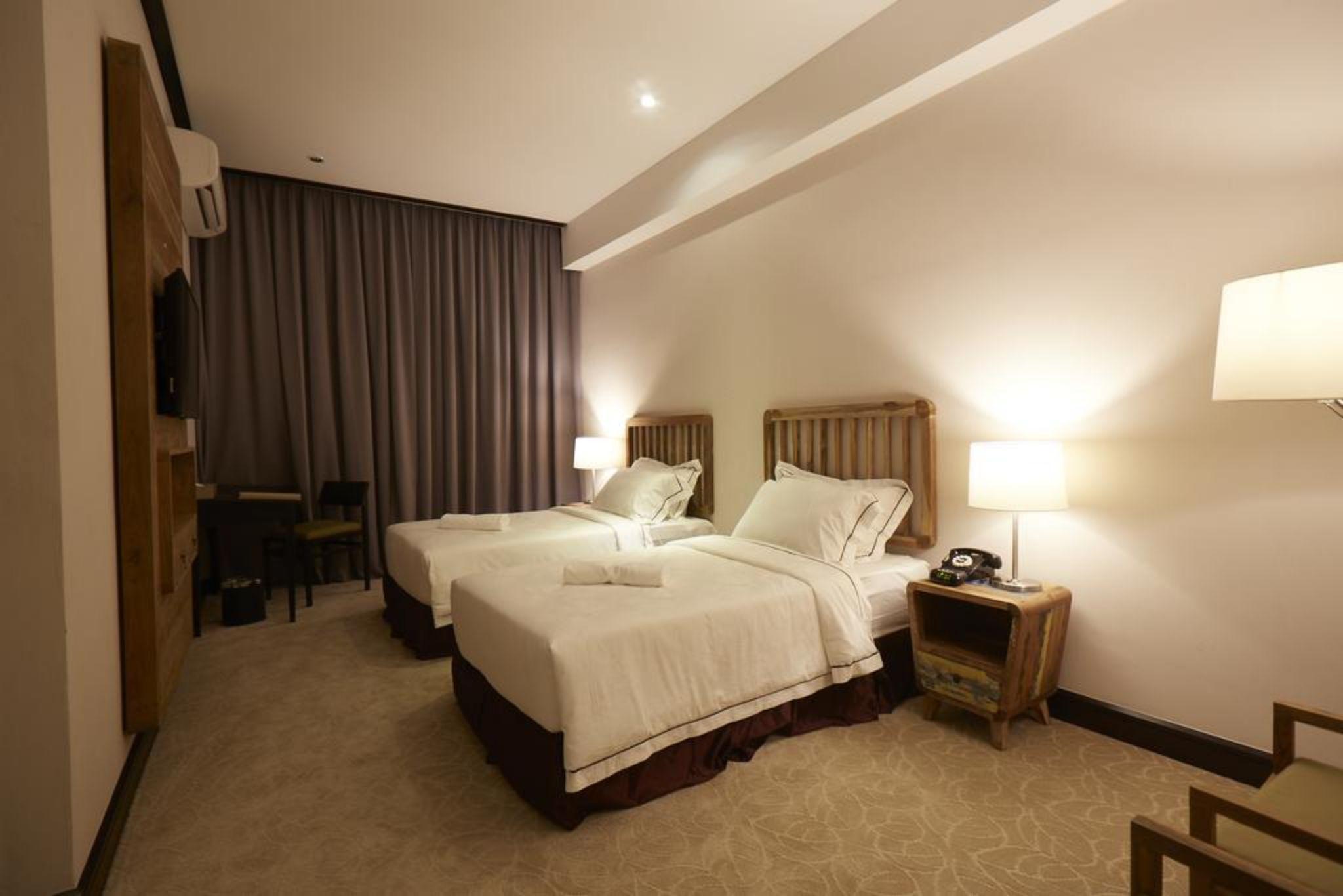 1825 Gallery Hotel Малакка Экстерьер фото