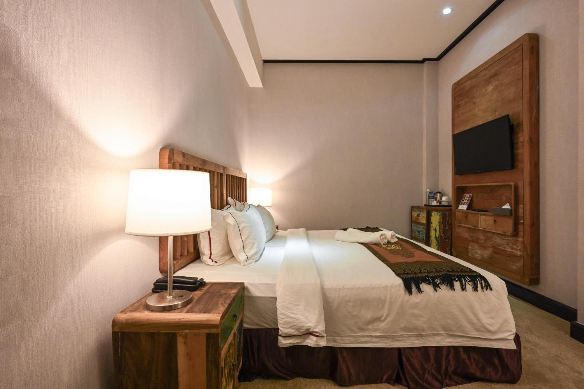 1825 Gallery Hotel Малакка Экстерьер фото