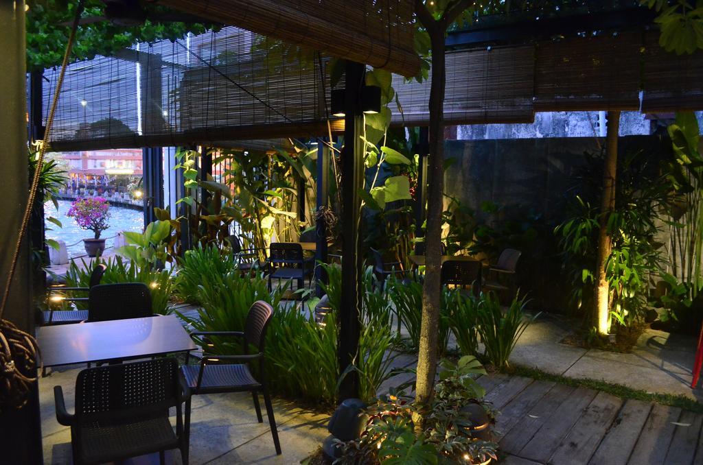 1825 Gallery Hotel Малакка Экстерьер фото